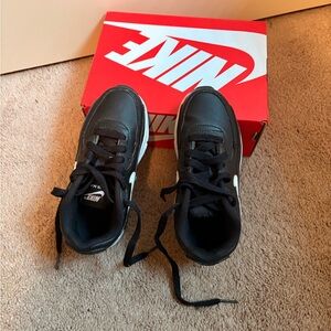 Nike Black Sneakers